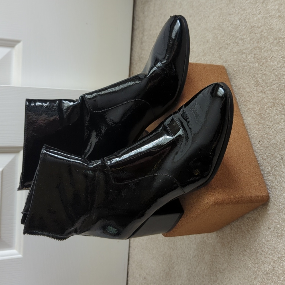 Dolce vita patent bootie